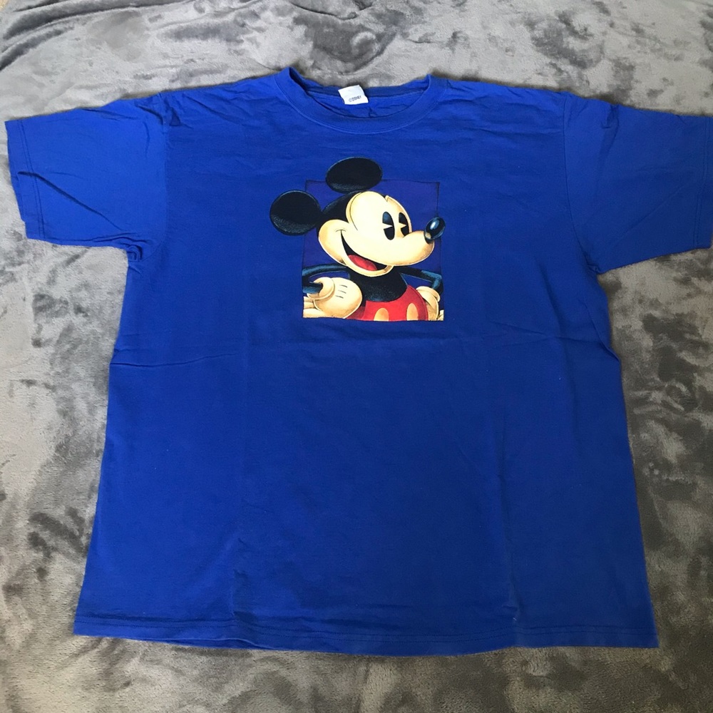 VINTAGE Mickey Mouse The Disney Store Tee